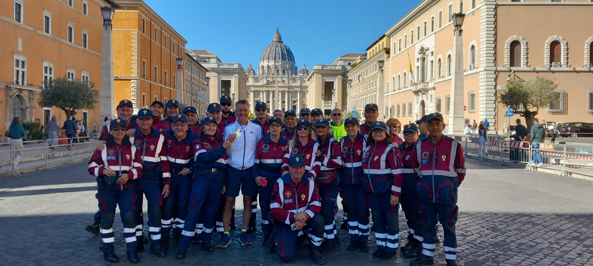 La Corsa dei Santi 2024 un successo tra le vie di Roma